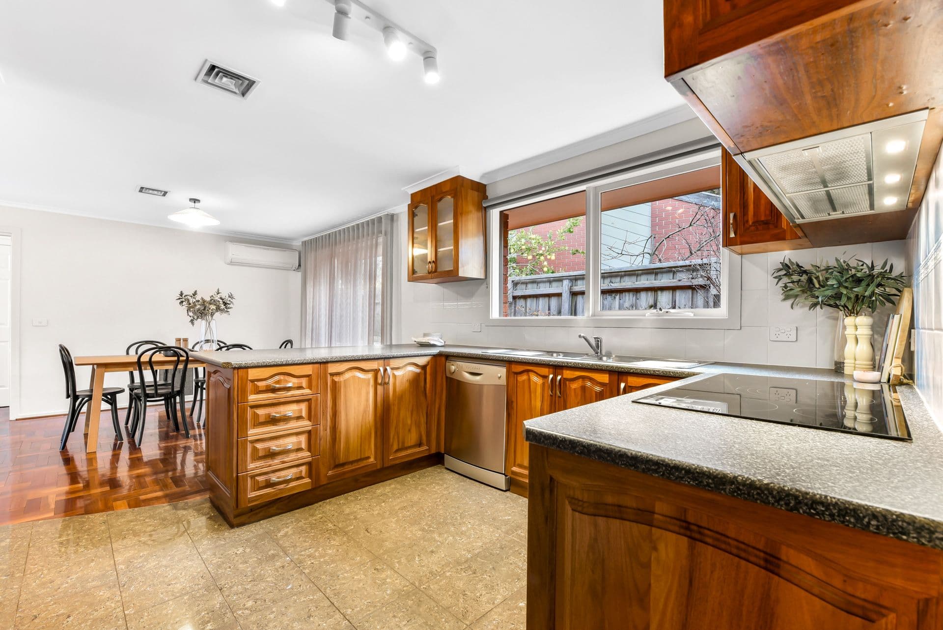 4 St John Place, Rowville VIC 3178, Rowville - Thumbnail 6