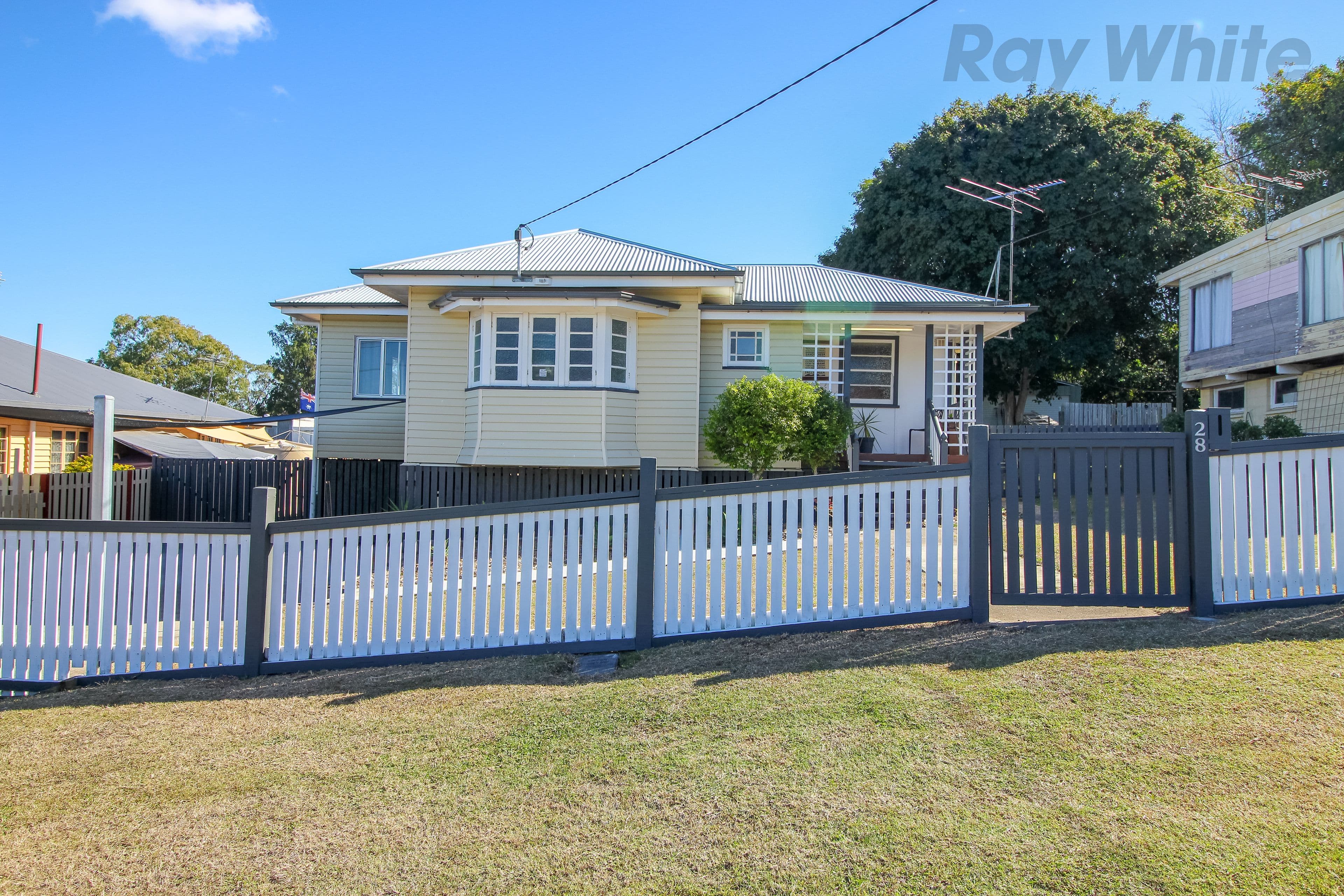28 Chermside Road, Eastern Heights QLD 4305, Eastern Heights - Thumbnail 2