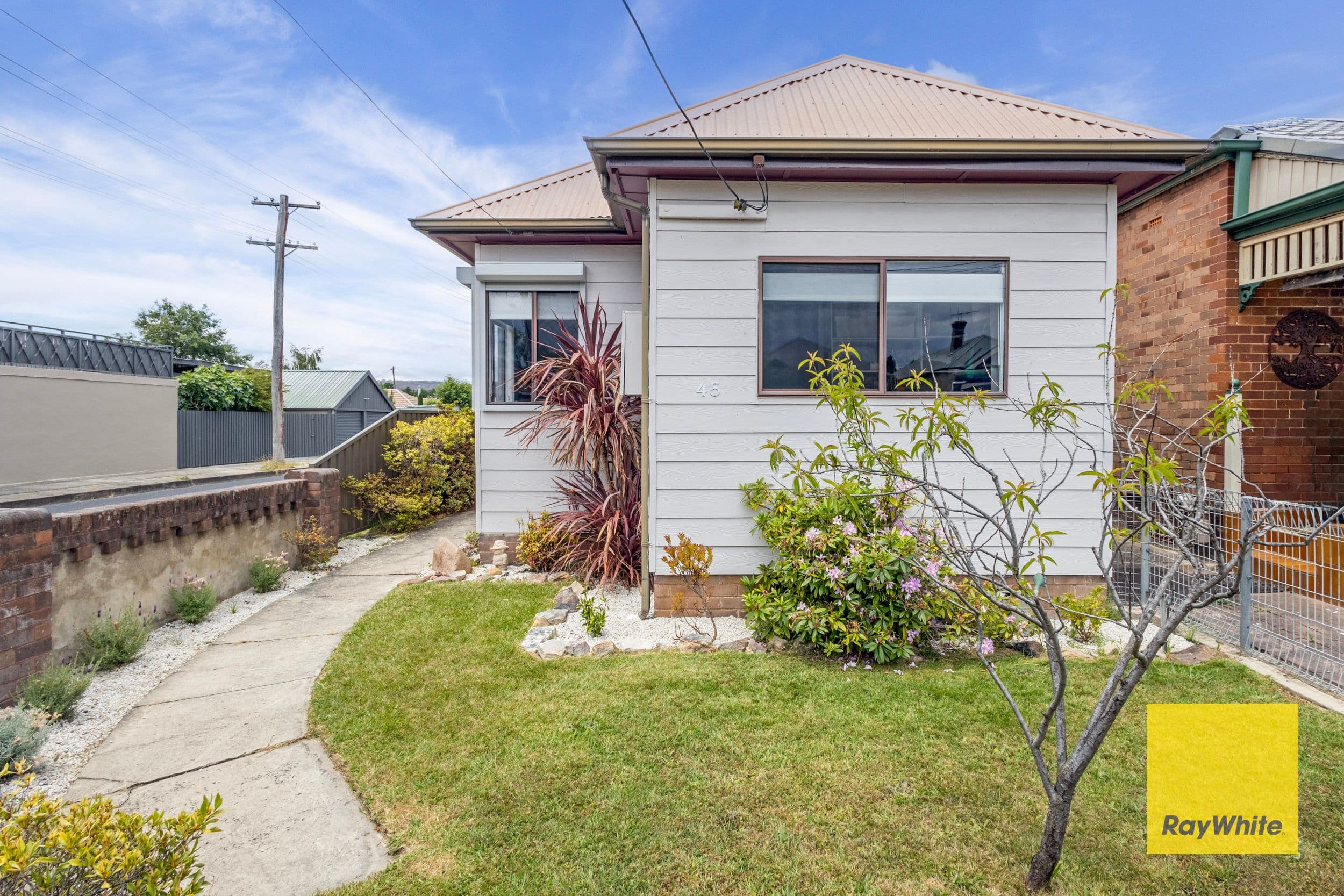 45 Laurence Street, Lithgow NSW 2790, Lithgow - Thumbnail 2