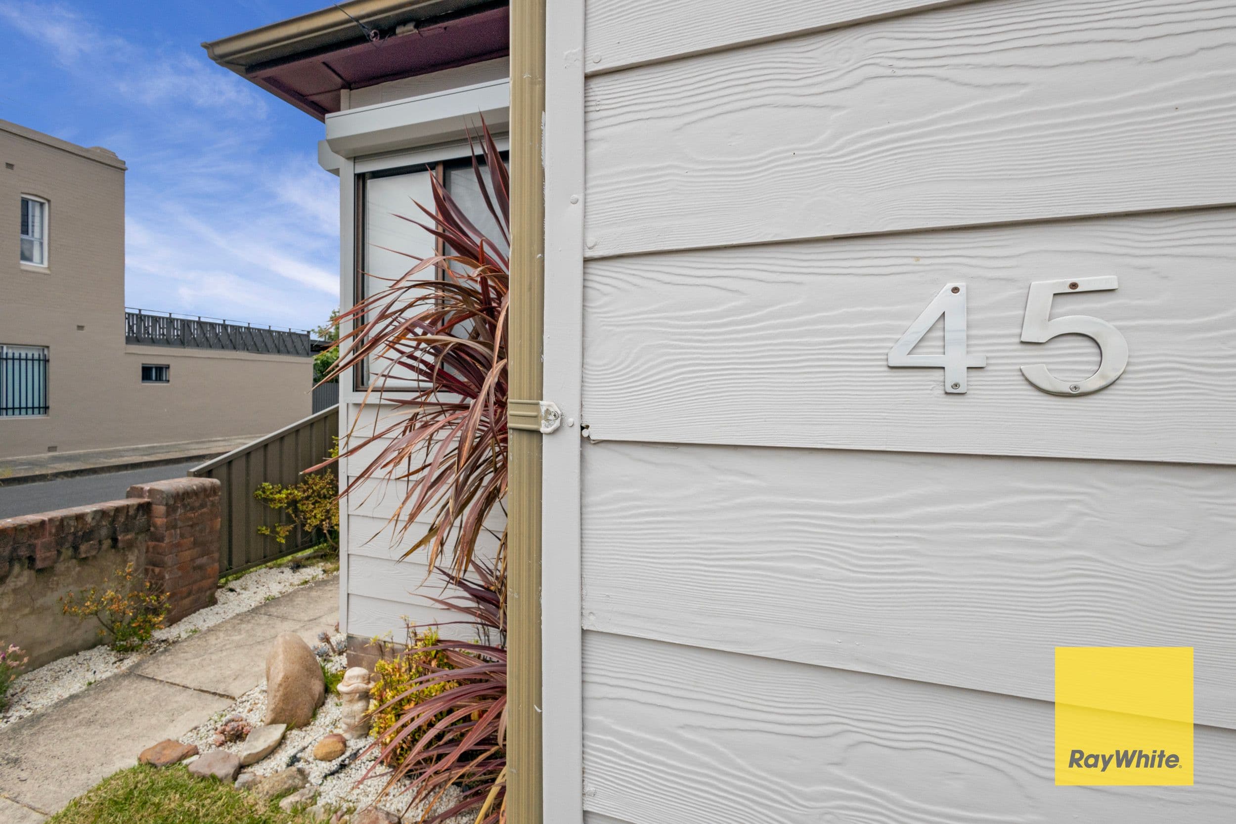 45 Laurence Street, Lithgow NSW 2790, Lithgow - Thumbnail 3