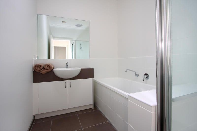 17 Hamilton Street, Moura, QLD, 4718, Moura - Thumbnail 6