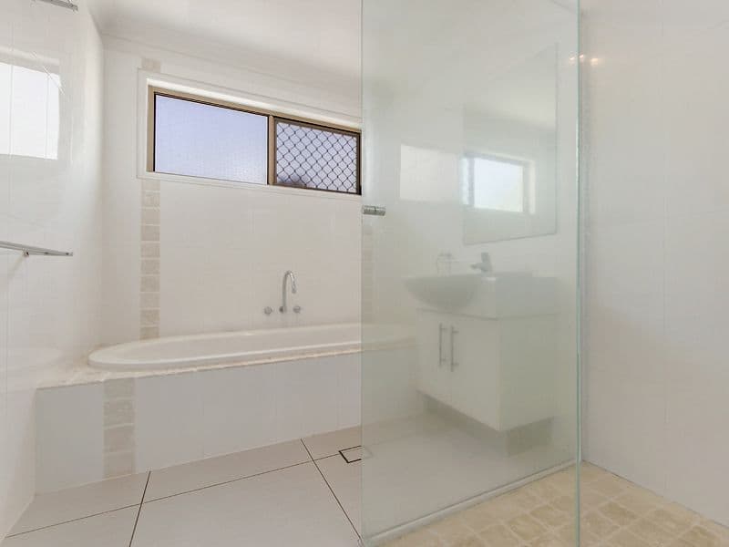 5 Lolita  Court, Varsity Lakes QLD 4227, Varsity Lakes - Thumbnail 7