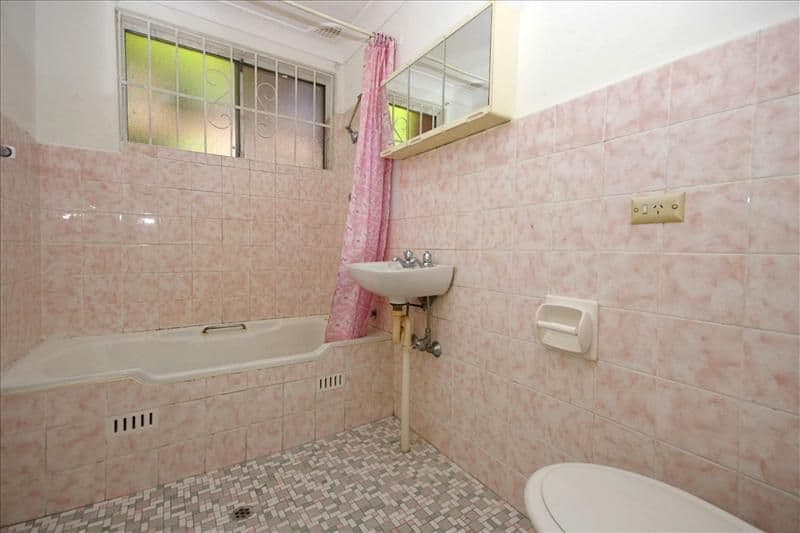 4 SHADFORTH Street, WILEY PARK NSW 2195, Wiley Park - Thumbnail 6