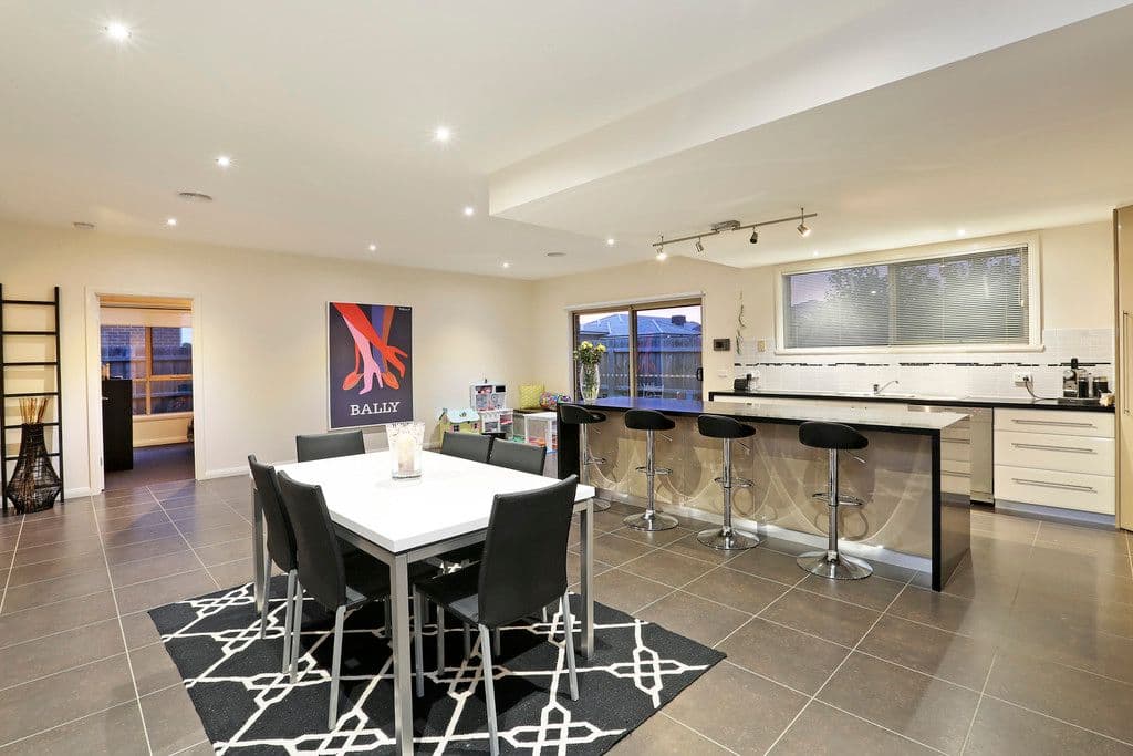 51 Haugh Street, LOVELY BANKS VIC 3213, Lovely Banks - Thumbnail 3