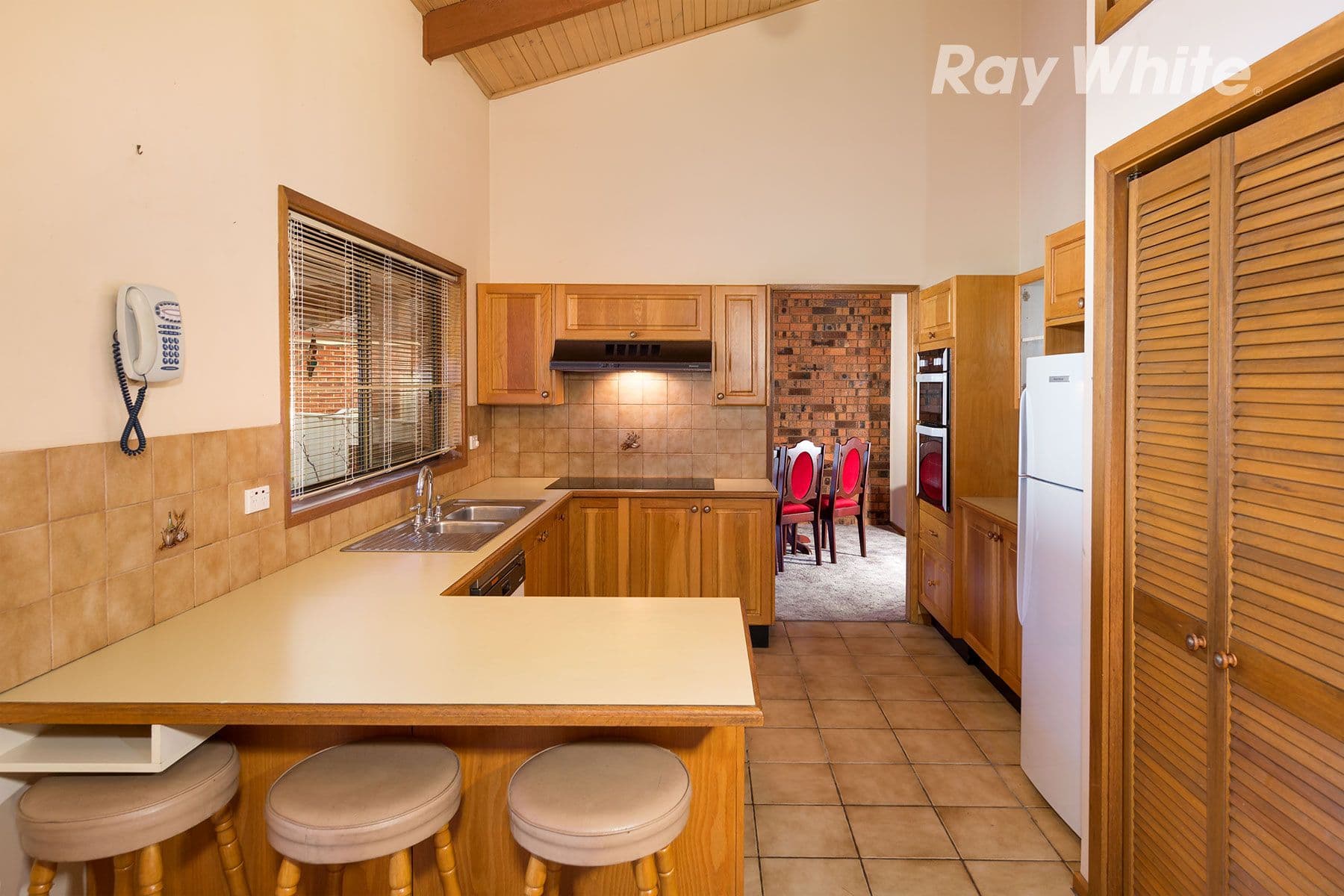 901 Clinton Avenue, West Albury - Thumbnail 3