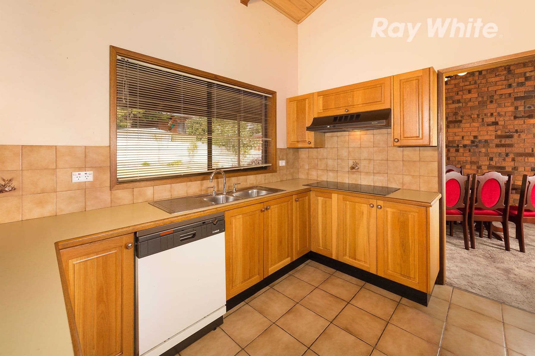 901 Clinton Avenue, West Albury - Thumbnail 4