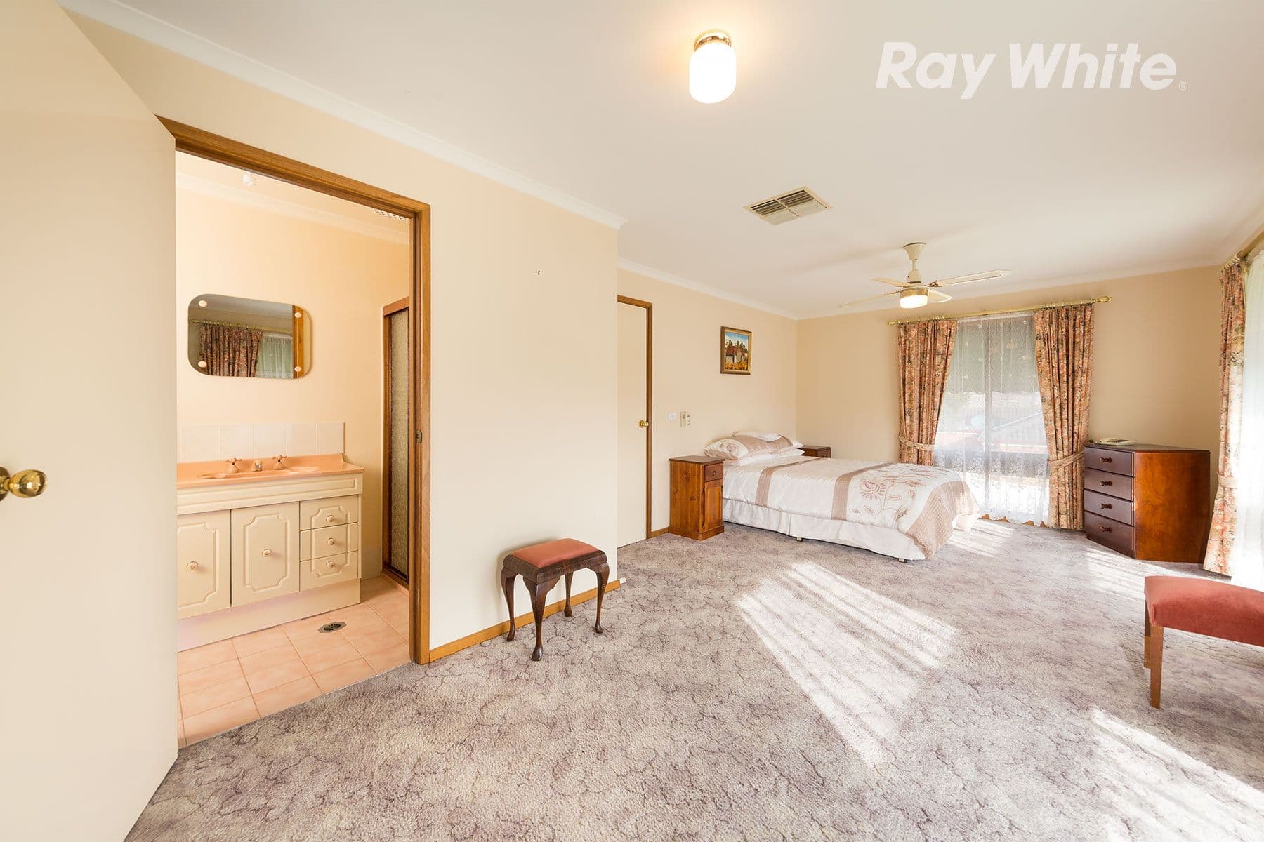 901 Clinton Avenue, West Albury - Thumbnail 8