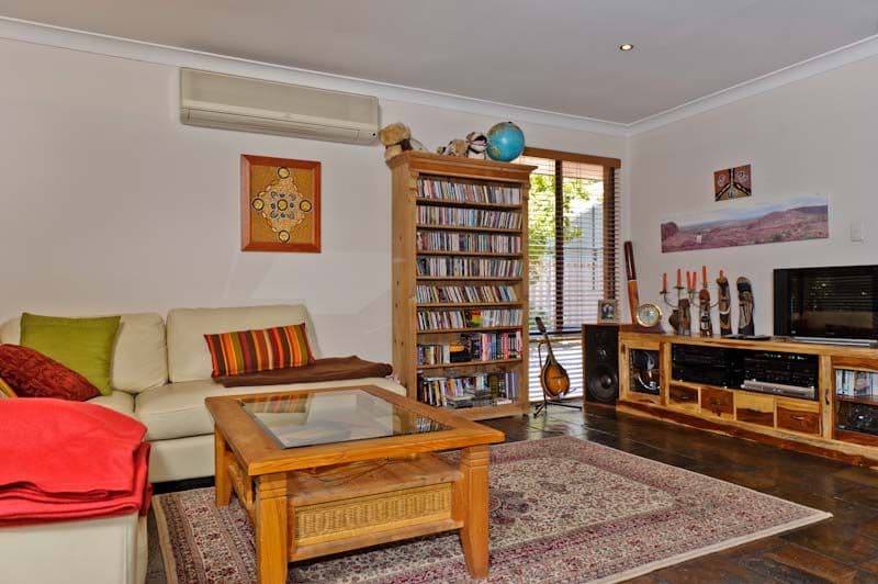 6 Blanche Place, BALLAJURA WA 6066, Ballajura - Thumbnail 2