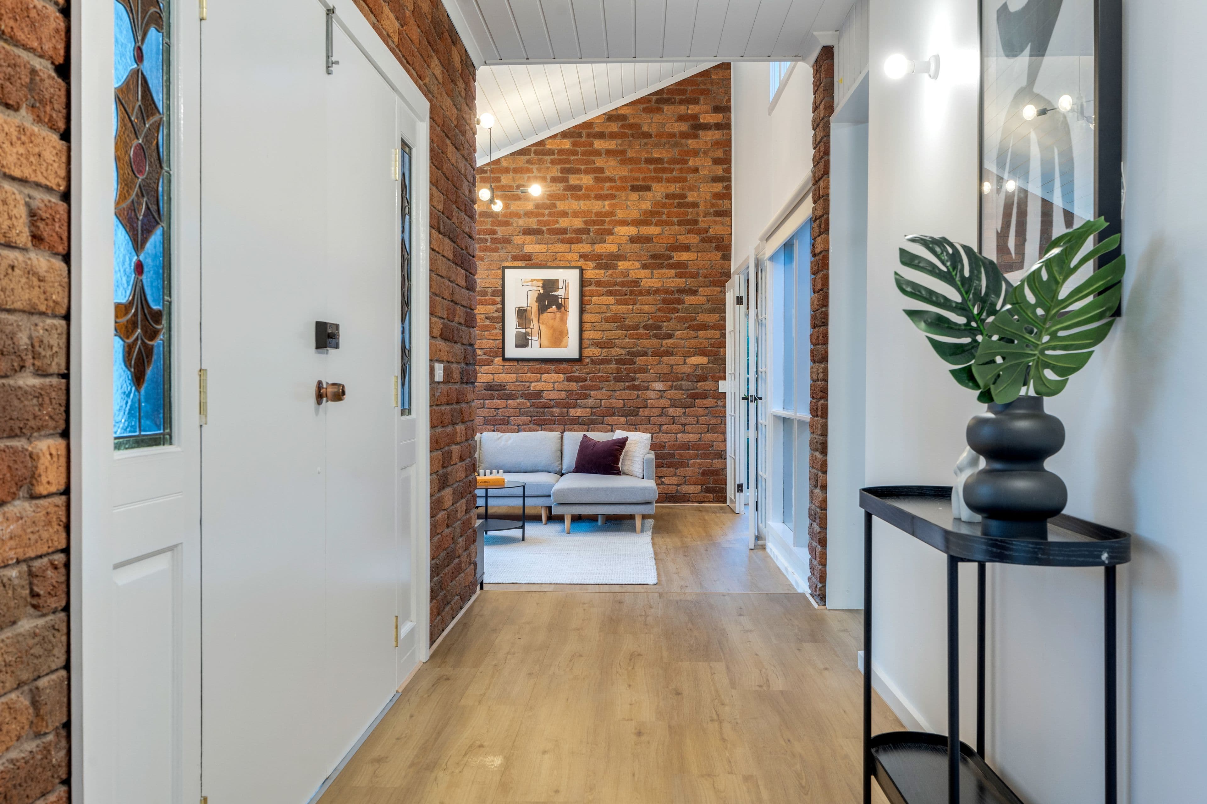 44 Clovelly Drive, Craigieburn VIC 3064, Craigieburn - Thumbnail 2