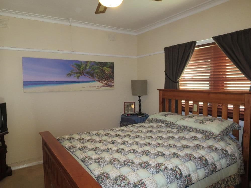305 Tulla Street, NORTH ALBURY NSW 2640, North Albury - Thumbnail 2
