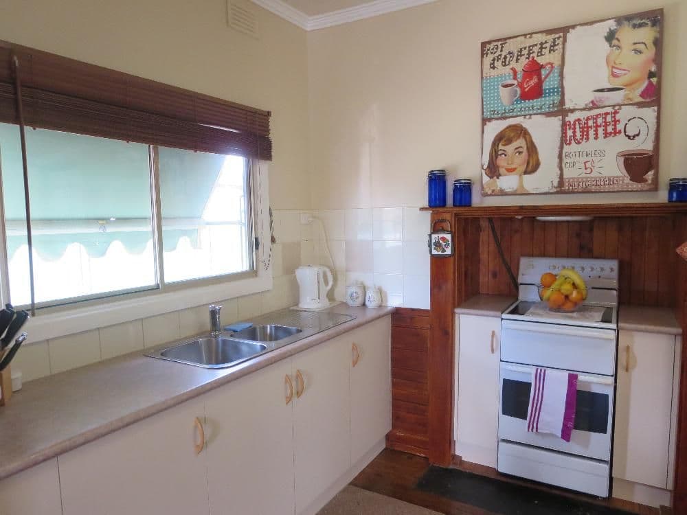 305 Tulla Street, NORTH ALBURY NSW 2640, North Albury - Thumbnail 3
