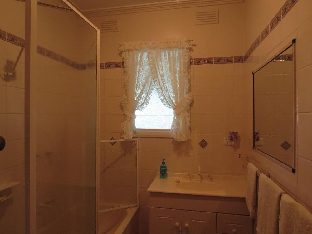305 Tulla Street, NORTH ALBURY NSW 2640, North Albury - Thumbnail 7