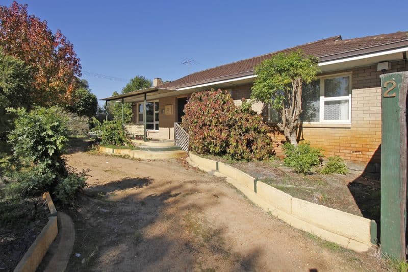 2 Probert Road, THORNLIE WA 6108, Thornlie - Image 1