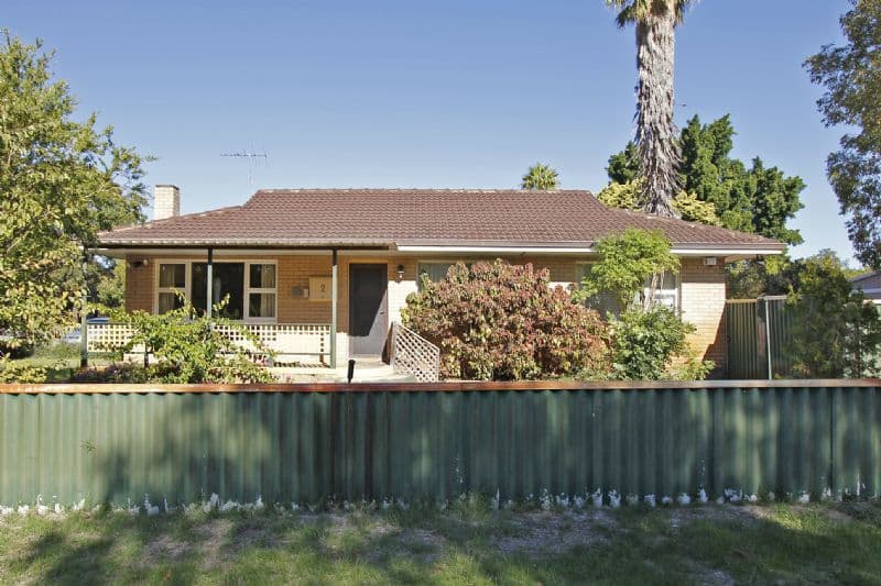 2 Probert Road, THORNLIE WA 6108, Thornlie - Thumbnail 3