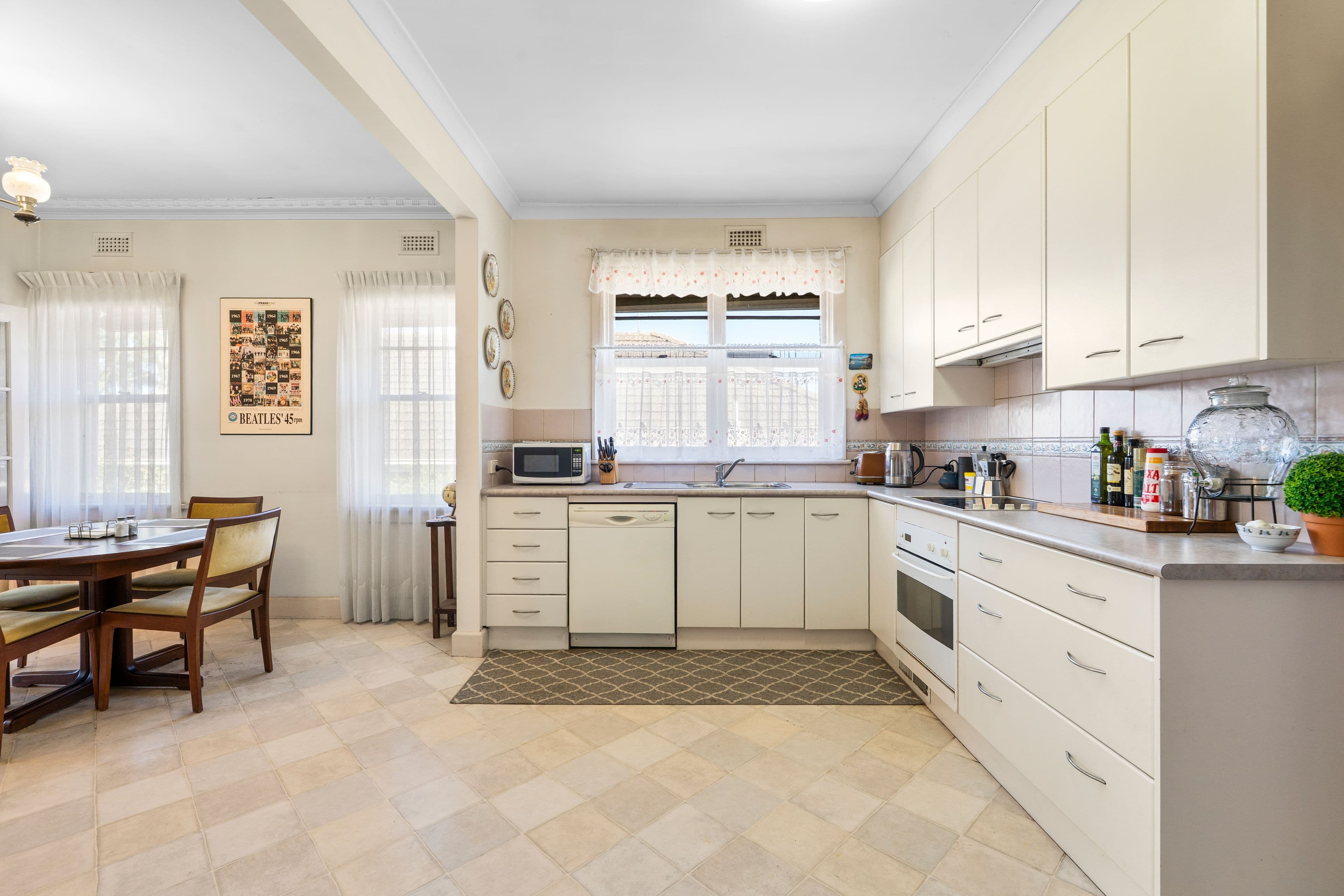 9 Banyule Road, Rosanna VIC 3084, Rosanna - Thumbnail 3