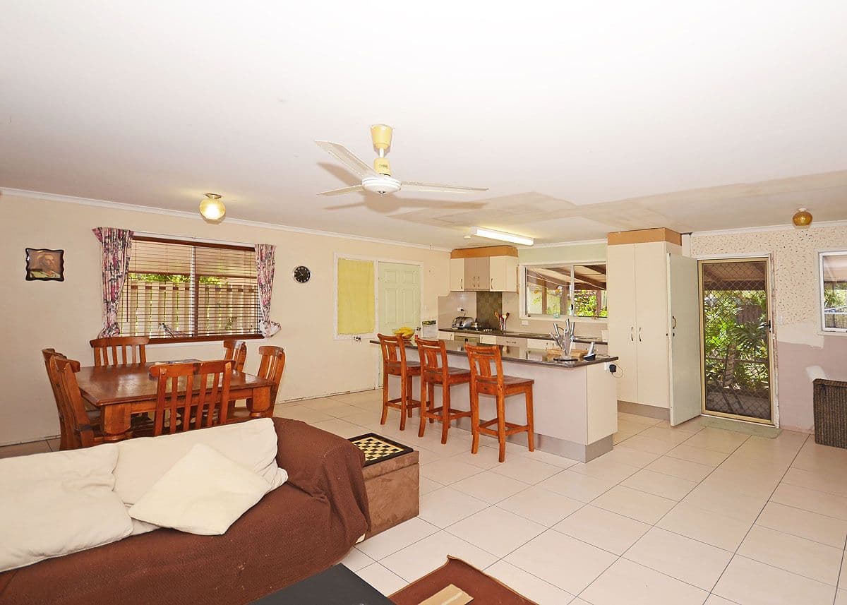 7 Olive Court, PIALBA QLD 4655, Pialba - Thumbnail 3