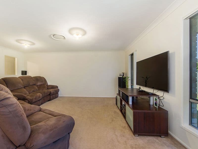 8 Kingair Road, Upper Coomera QLD 4209, Upper Coomera - Thumbnail 7