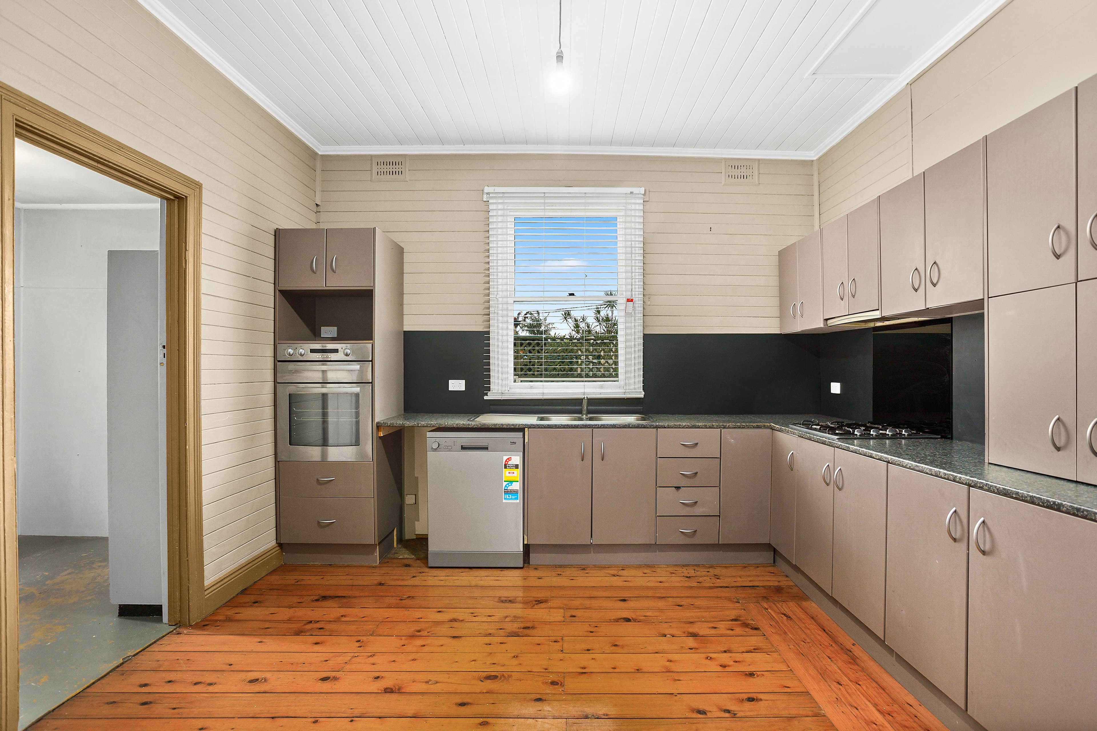 2 Jobson Avenue, Mount Ousley NSW 2519, Mount Ousley - Thumbnail 3