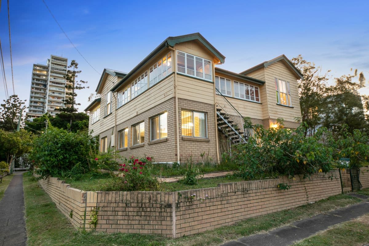 31 Julia Street, Highgate Hill QLD 4101, Highgate Hill - Image 1