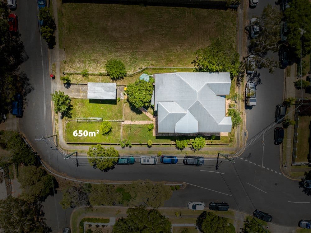31 Julia Street, Highgate Hill QLD 4101, Highgate Hill - Thumbnail 2