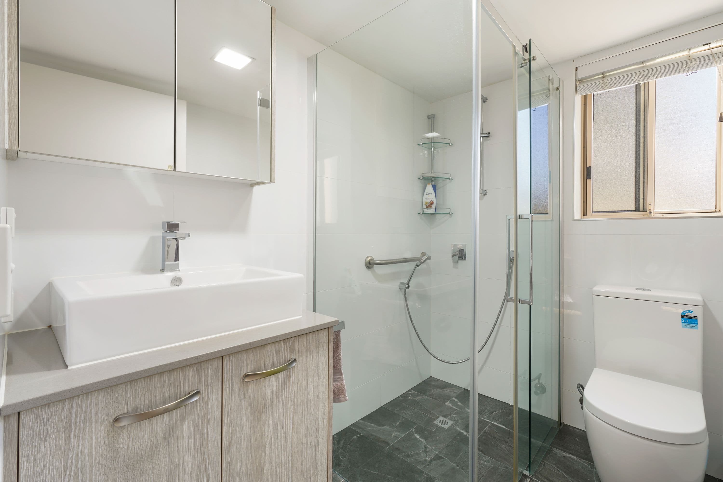 31-33 Peerless Avenue, Mermaid Beach QLD 4218, Mermaid Beach - Thumbnail 8