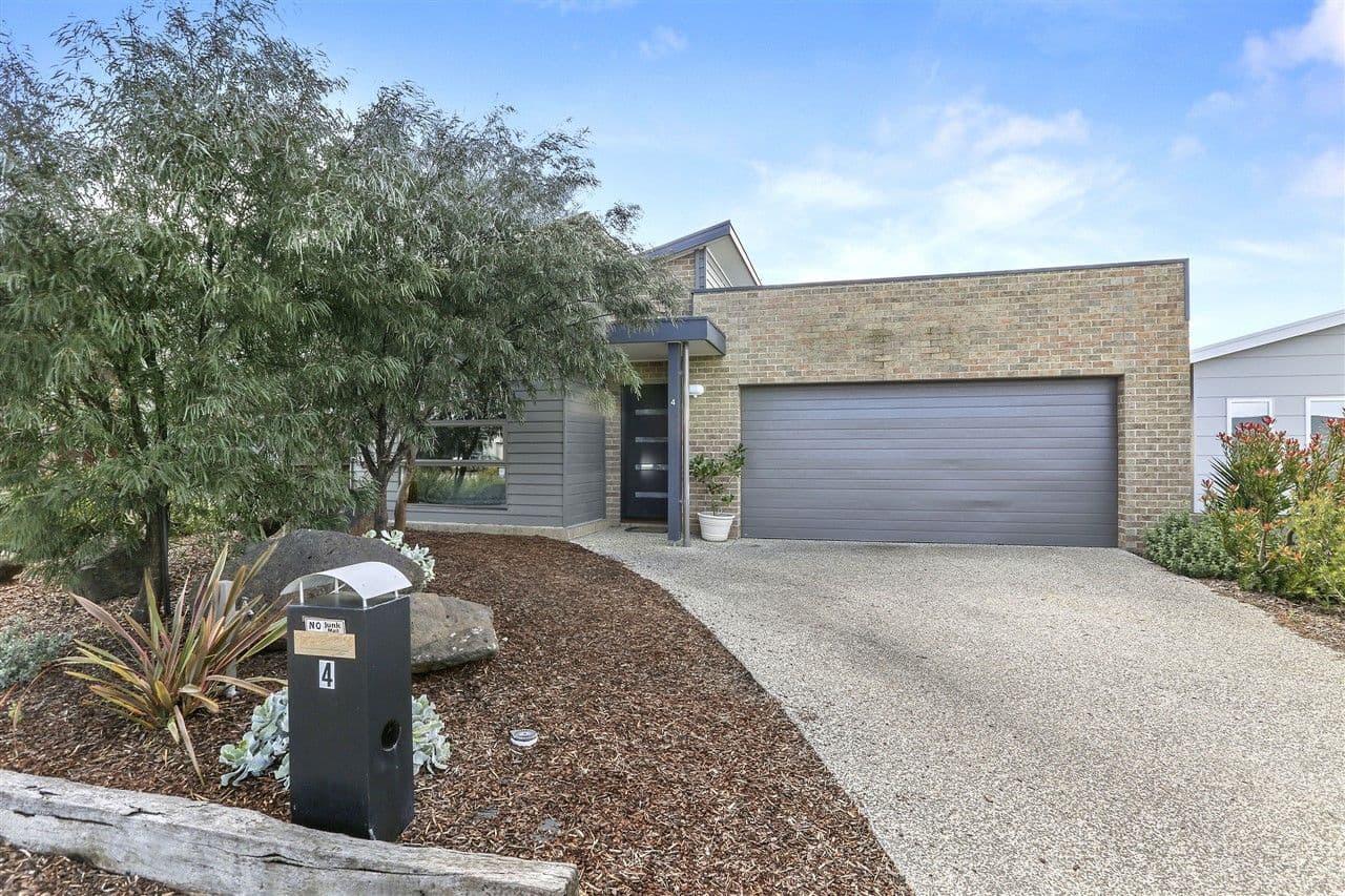 4 Centreside Drive, Torquay VIC 3228, Torquay - Image 1
