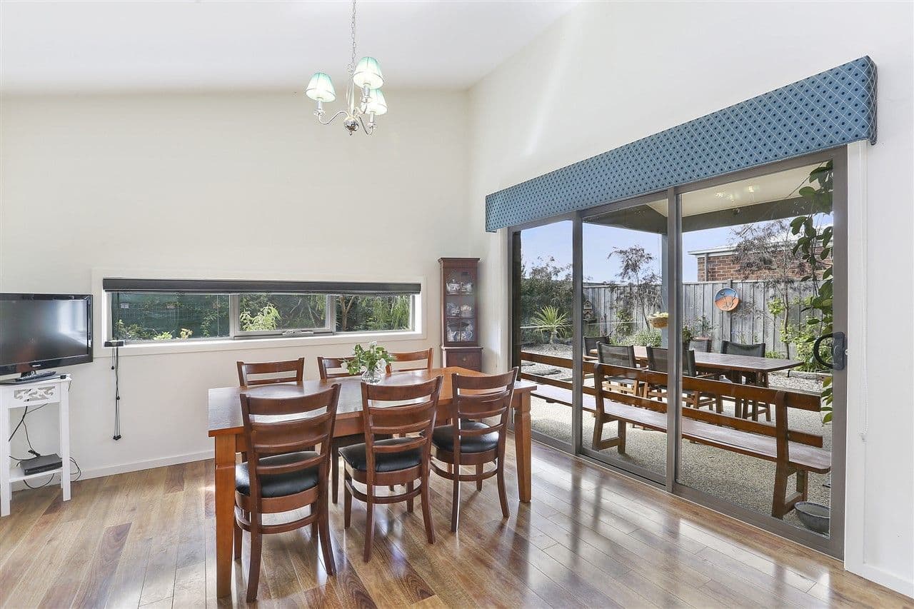 4 Centreside Drive, Torquay VIC 3228, Torquay - Thumbnail 6
