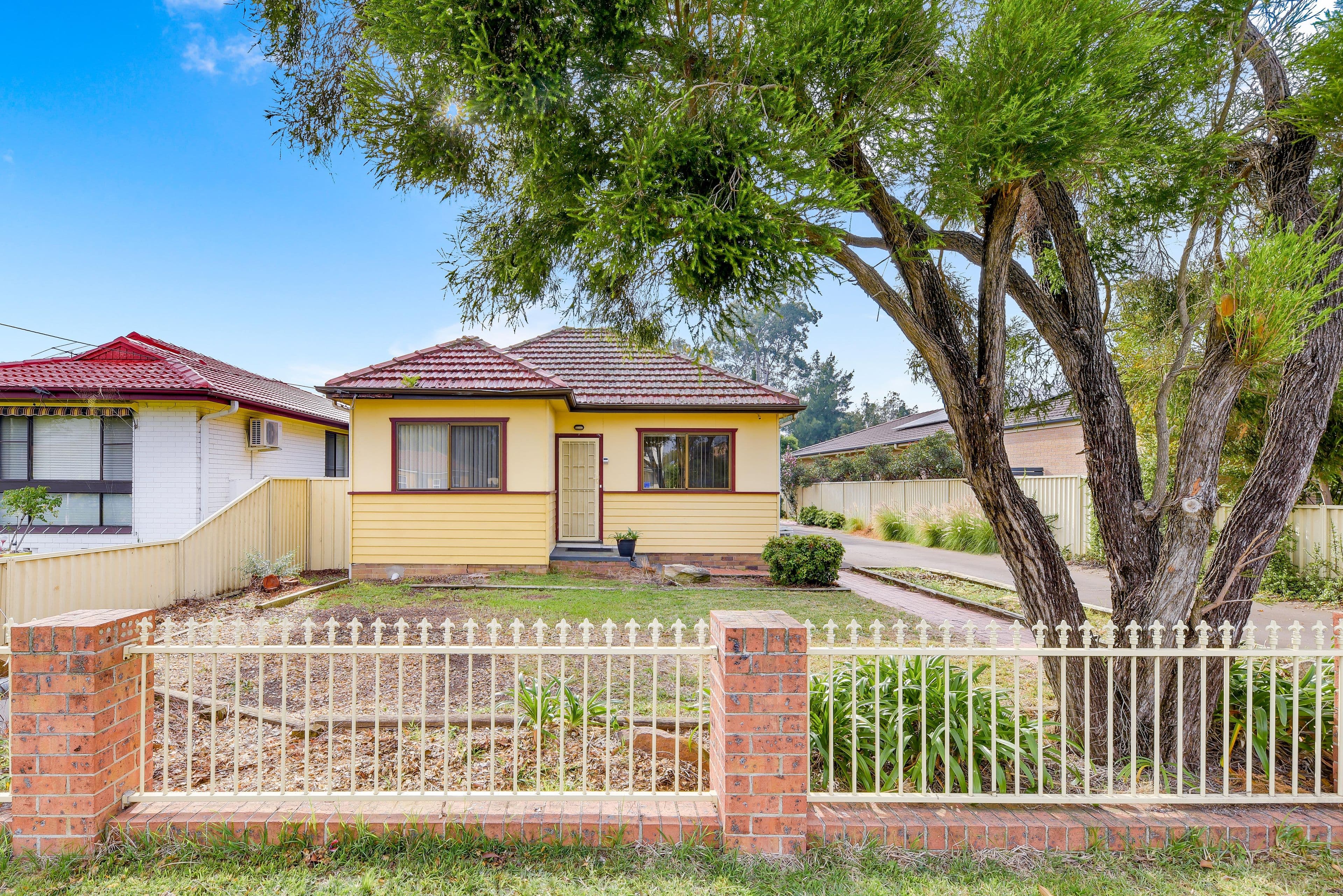Ingleburn NSW 2565, Ingleburn - Image 1