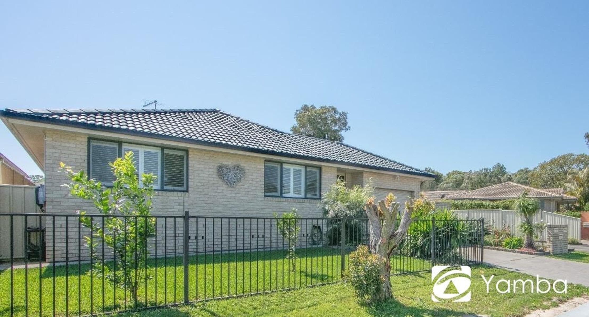 1/5 Park Avenue, Yamba NSW 2464, Yamba - Image 1