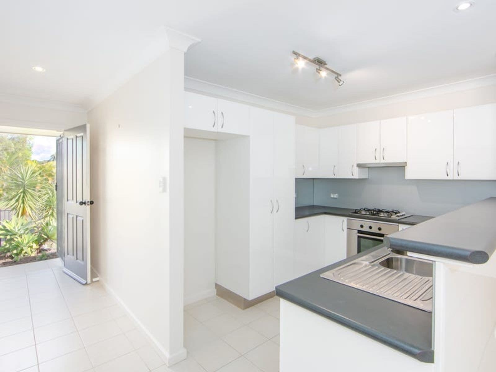 1/5 Park Avenue, Yamba NSW 2464, Yamba - Thumbnail 4