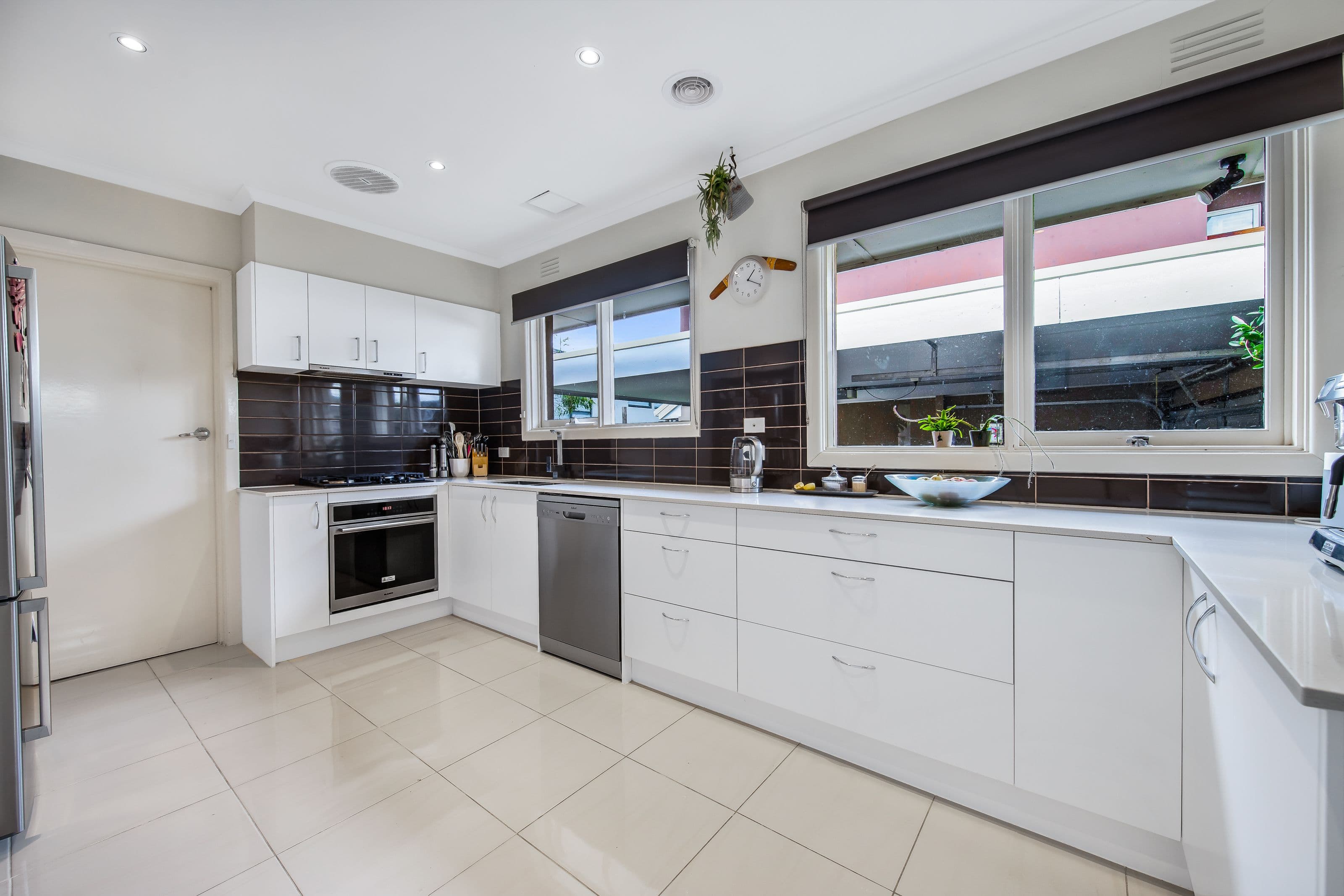28 Baily Street, Mount Waverley VIC 3149, Mount Waverley - Thumbnail 6
