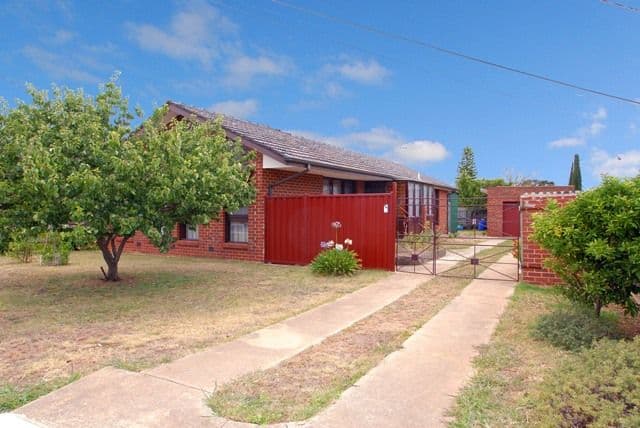 11 Dyer Street, HOPPERS CROSSING VIC 3029, Hoppers Crossing - Image 1