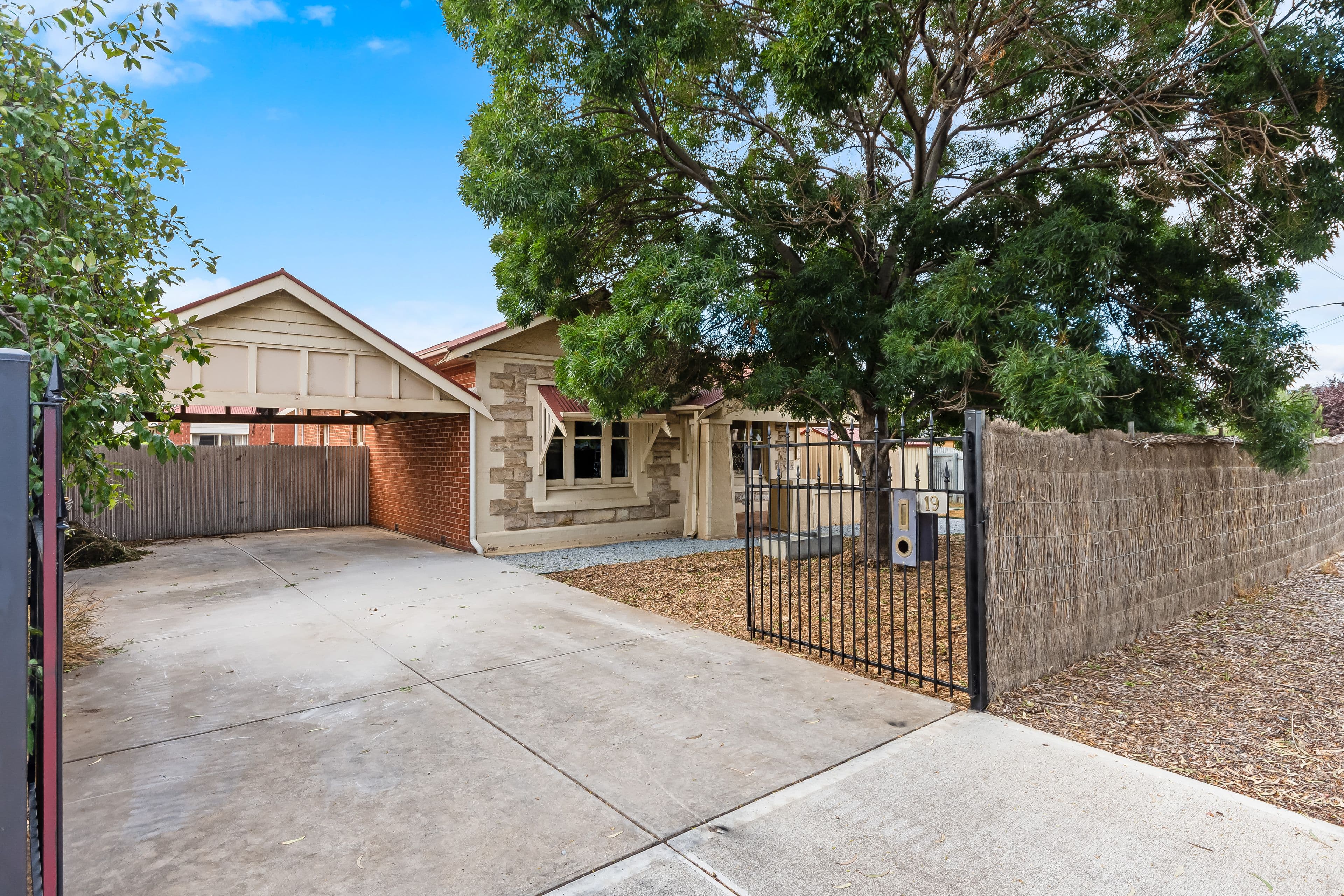 19 Burleigh Avenue, Pennington SA 5013, Pennington - Thumbnail 3