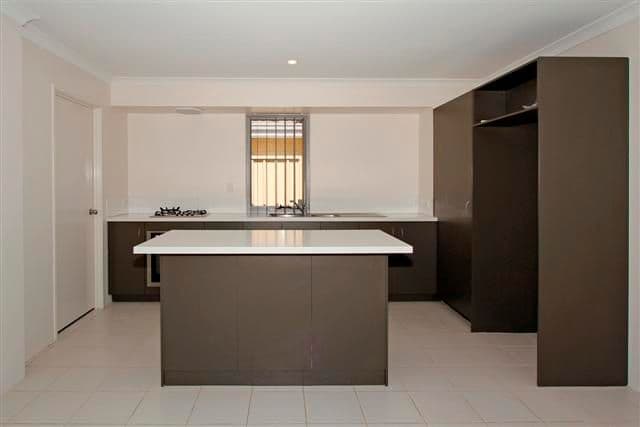 9 Bunratty Link, CANNING VALE WA 6155, Canning Vale - Thumbnail 2