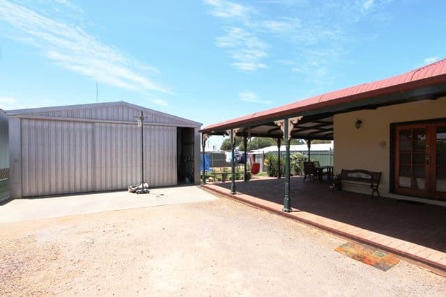 27 West Terrace, CLEVE SA 5640, Cleve - Thumbnail 2