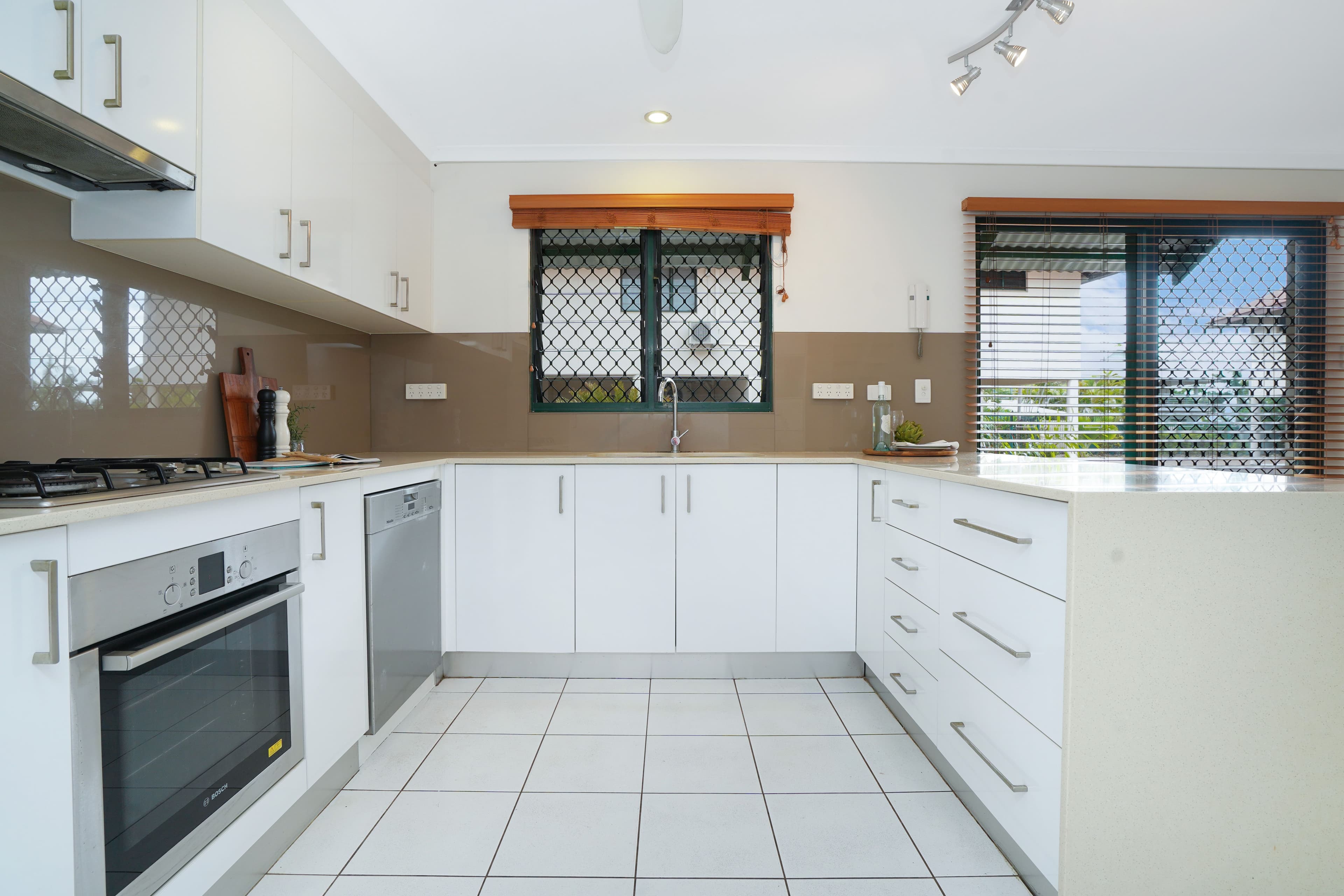 75 Cullen Bay Crescent, Larrakeyah NT 0820, Larrakeyah - Thumbnail 4