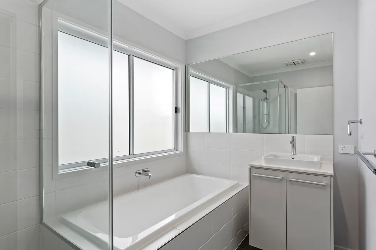 13 Cardinal Crescent, Newport QLD 4020, Newport - Thumbnail 8