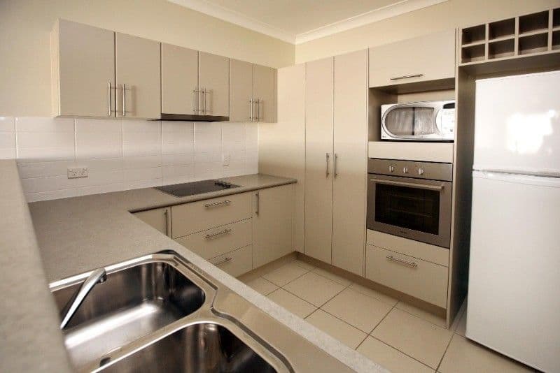 42 Warburton Street, NORTH WARD QLD 4810, North Ward - Thumbnail 3