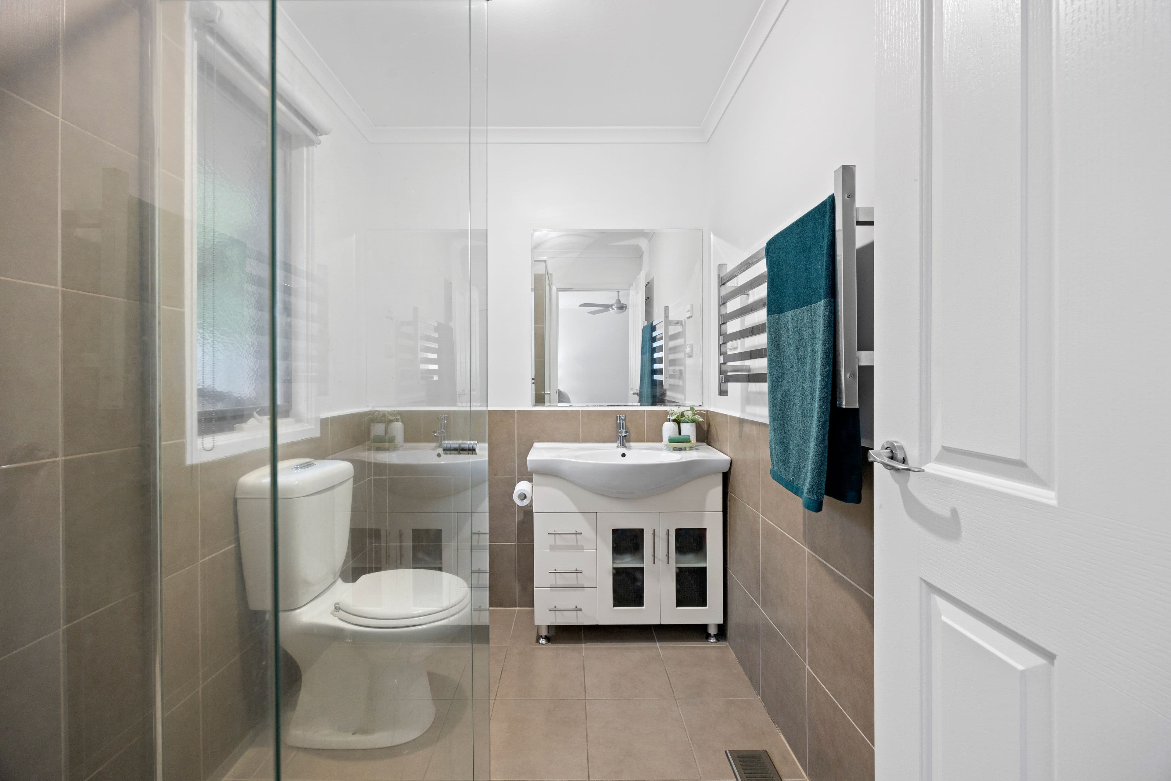 19 Woodside Drive, Rowville VIC 3178, Rowville - Thumbnail 7