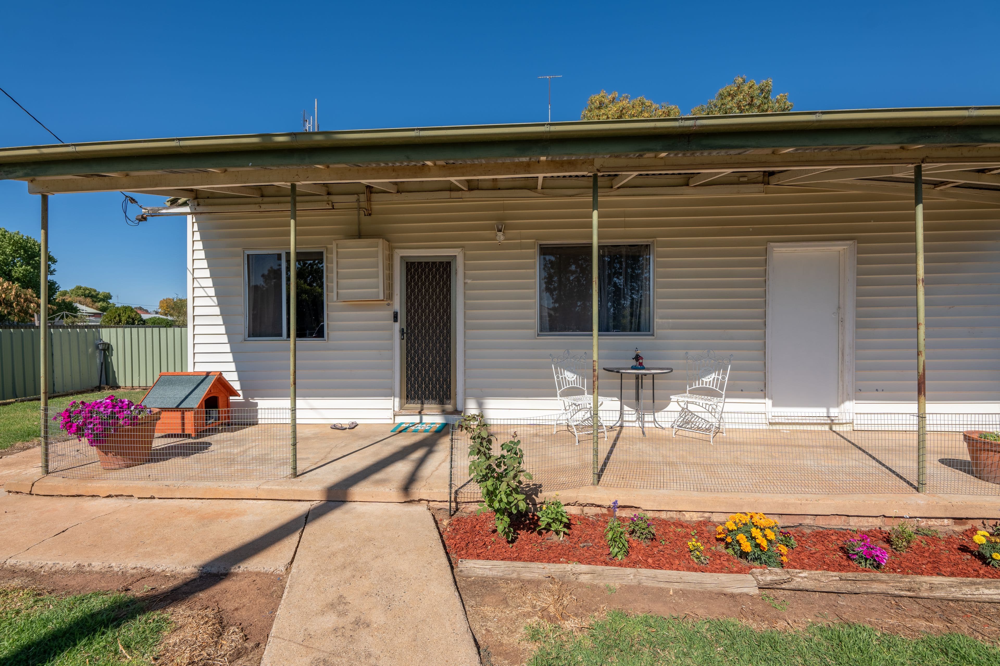11 Oxford Street, Forbes NSW 2871, Forbes - Thumbnail 2