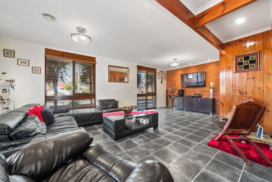 1 Kramer Street, Werribee VIC 3030, Werribee - Thumbnail 3
