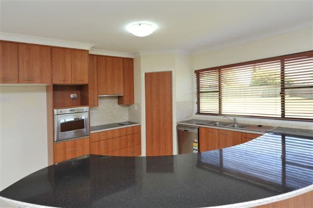 10 Hanna Court, WESTBROOK QLD 4350, Westbrook - Thumbnail 2