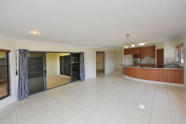 10 Hanna Court, WESTBROOK QLD 4350, Westbrook - Thumbnail 4