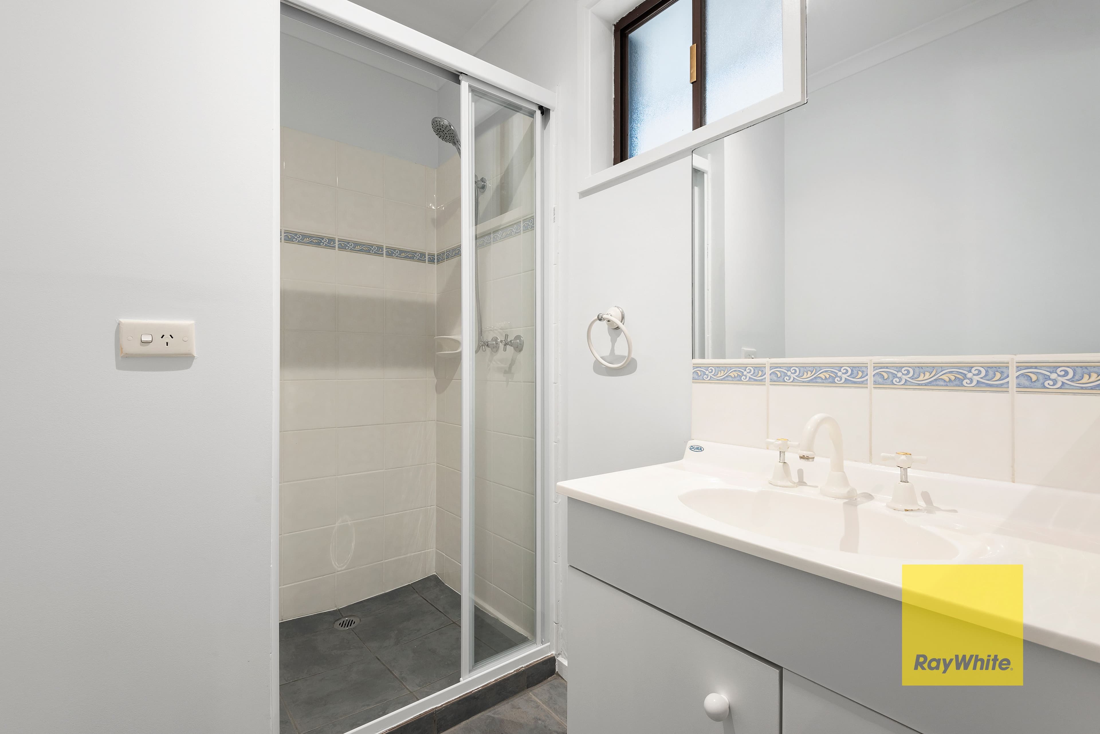 2 NORFOLK Avenue, Grovedale VIC 3216, Grovedale - Thumbnail 7