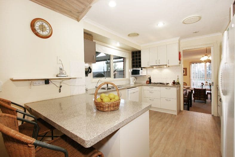 80 Landscape Drive, MOOROOLBARK VIC 3138, Mooroolbark - Thumbnail 2