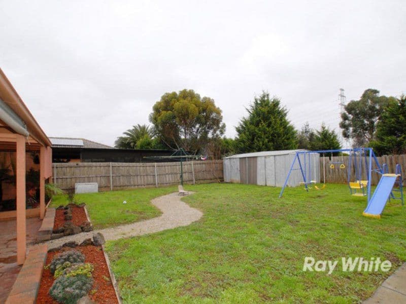 1 Pearl Court, CRANBOURNE VIC 3977, Cranbourne West - Thumbnail 7
