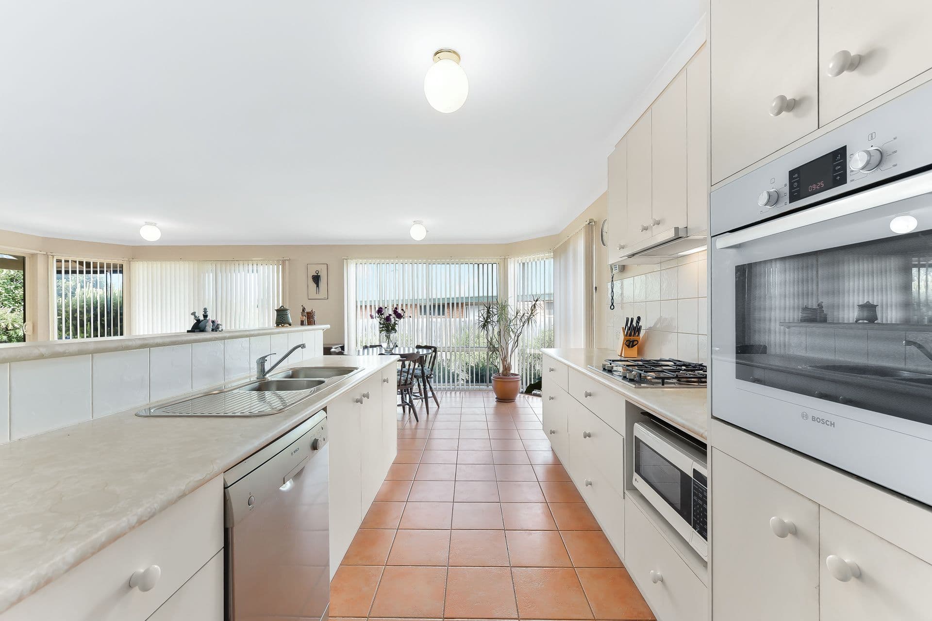 2 Tuck Court, Narre Warren VIC 3805, Narre Warren - Thumbnail 3