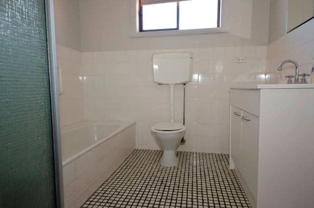 2 Swan Street, NEWNHAM TAS 7248, Newnham - Thumbnail 5