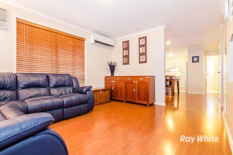 47 Hamilton Drive, Cranbourne North VIC 3977, Cranbourne North - Thumbnail 3