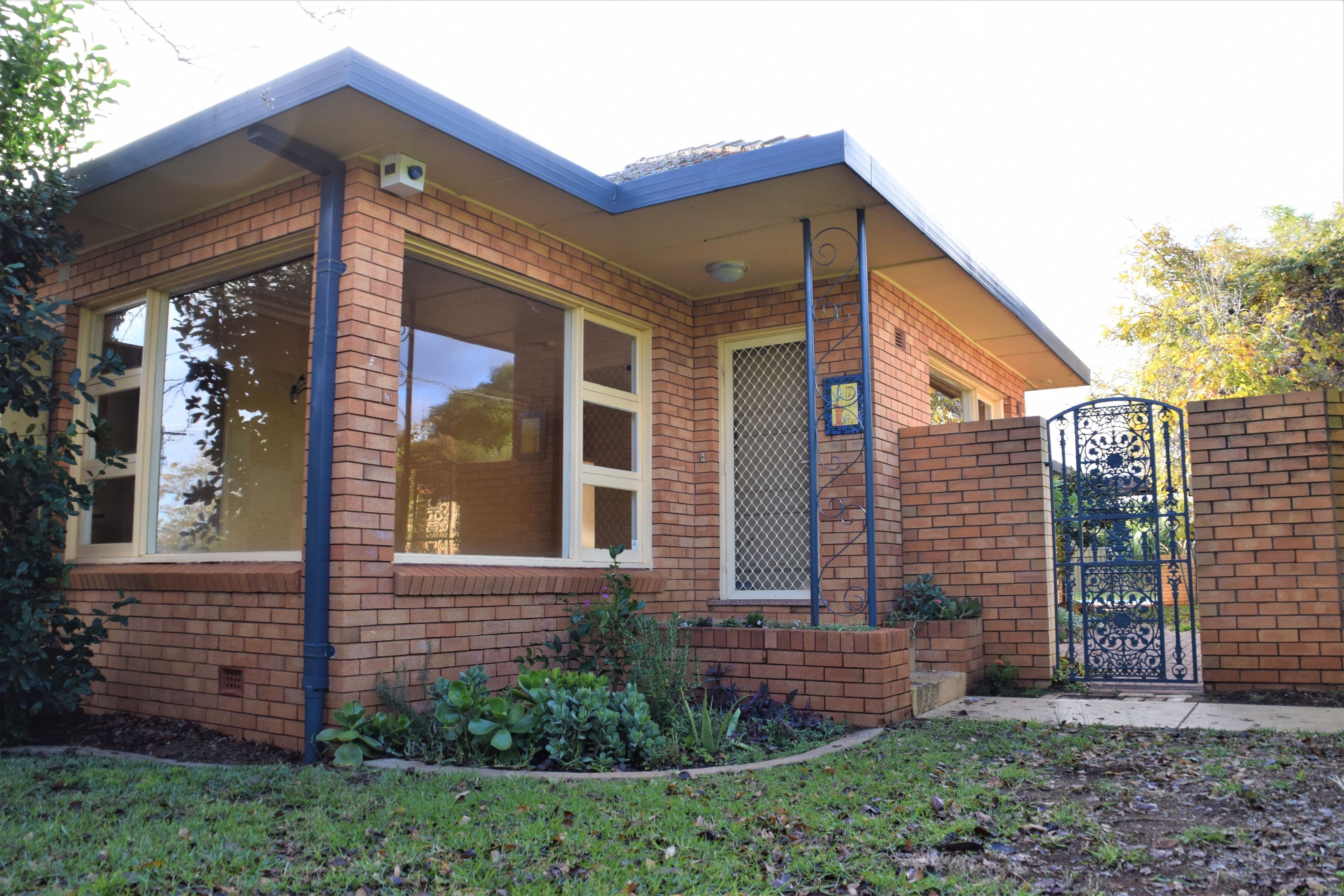 12 Lovett Avenue, Dubbo NSW 2830, Dubbo - Image 1